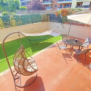 Sun Nest - Terrace & Garage Appartamento
